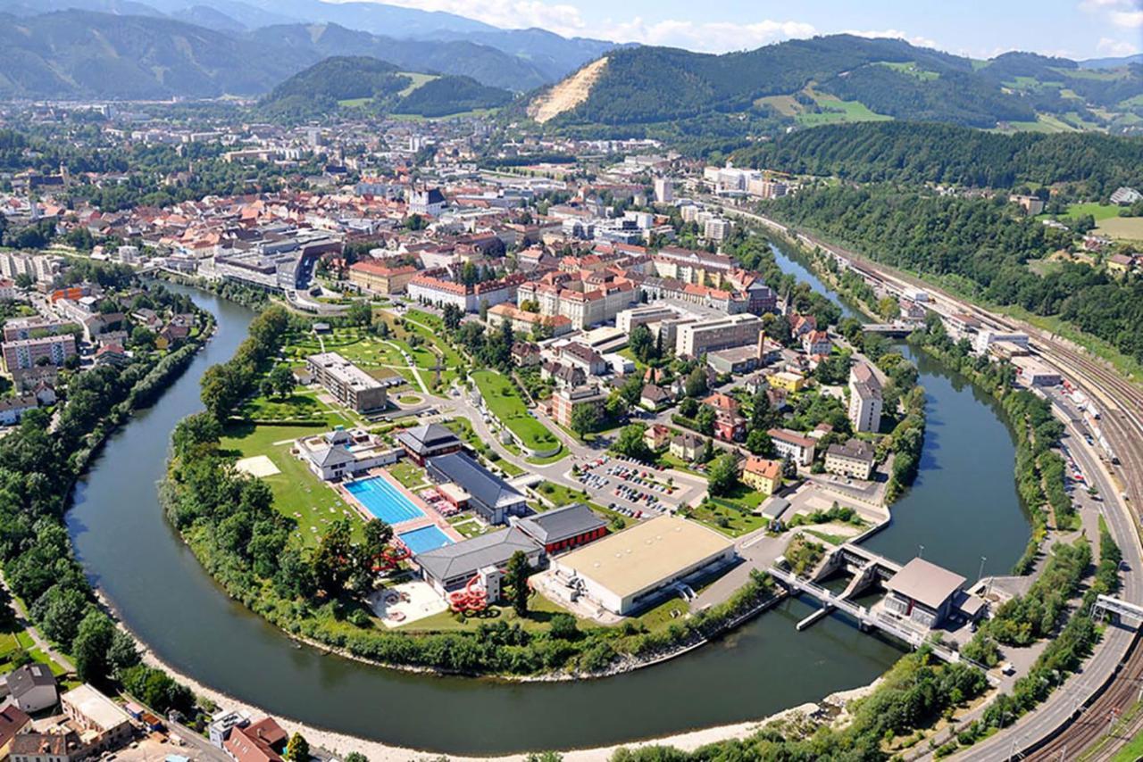 Auszeit Steiraland 6 Mit Ueberdachter Terasse Schoenen Garten Und Kostenlosen Parkplatz Leoben  Exteriér fotografie